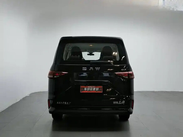 2024 BAW Ace M7 LWB, чёрный - вид 3