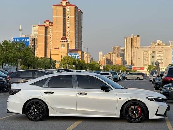 2022 Honda Civic XI, белый - вид 6