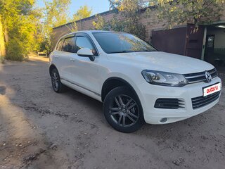 2012 Volkswagen Touareg II, белый, 2200000 рублей, вид 1