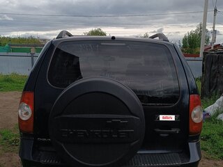 2011 Chevrolet Niva I Рестайлинг, синий, 430000 рублей, вид 4
