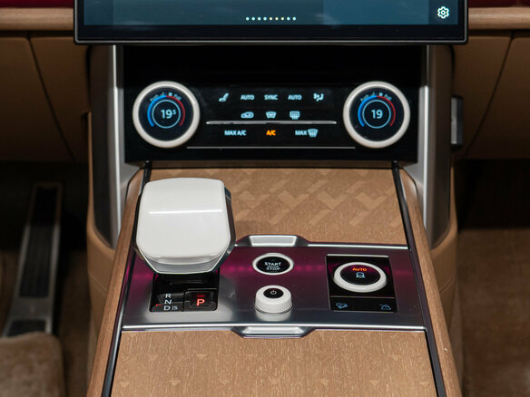 2022 Land Rover Range Rover P530 MHEV Long V, чёрный, 24300000 рублей - вид 20