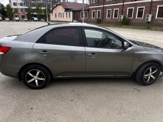 2011 Kia Cerato 4-speed II, серый, 820000 рублей, вид 4
