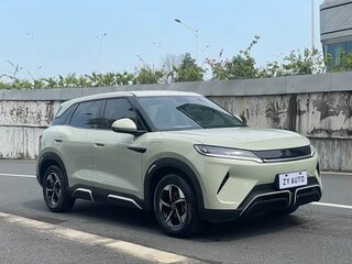 2025 BYD Yuan Up 32 kWh, зелёный, 1380000 рублей, вид 3