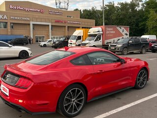 2021 Ford Mustang VI Рестайлинг, красный, 2999999 рублей, вид 4