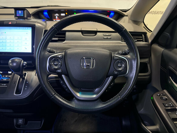 2018 Honda Freed II, серый - вид 15