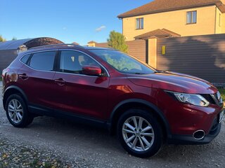 2017 Nissan Qashqai II, красный, 1330000 рублей, вид 4