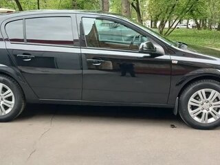 2014 Opel Astra H Рестайлинг, чёрный, 1270000 рублей, вид 3