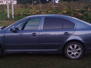 2011 Skoda Octavia II (A5) Рестайлинг, серый, 440000 рублей, вид 4