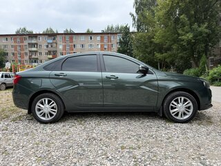 2017 Lada (ВАЗ) Vesta I, зелёный, 800000 рублей, вид 4
