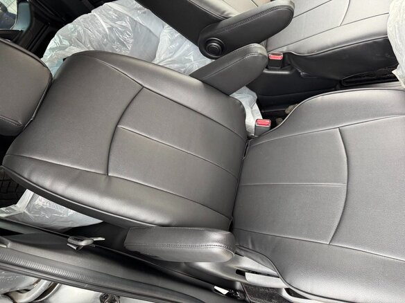 2021 Honda Stepwgn Spada V Рестайлинг, серебристый, 2270070 рублей - вид 14