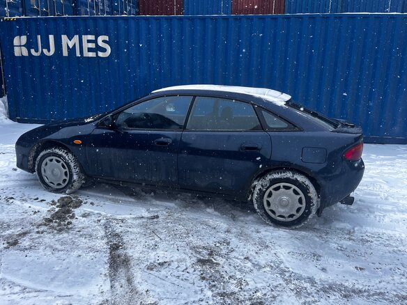 1995 Mazda 323 V (BA), синий, 115000 рублей - вид 3