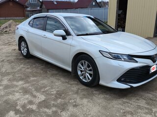 2021 Toyota Camry VIII (XV70), белый, 2700000 рублей, вид 2