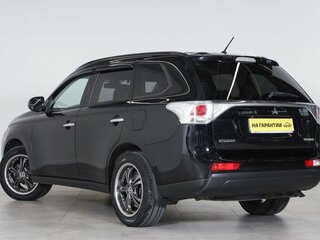 2012 Mitsubishi Outlander III, чёрный, 1399000 рублей, вид 4