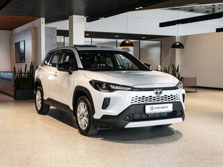 2026 Toyota Corolla Cross I Рестайлинг, белый, 3990000 рублей, вид 2