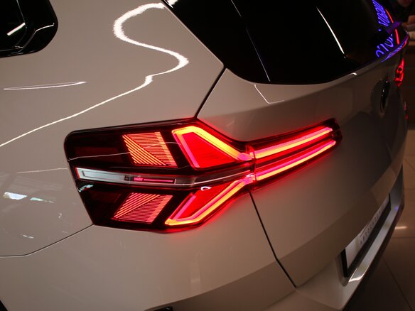 2026 BMW X3 20i xDrive IV (G45/G48), белый, 8950000 рублей - вид 11