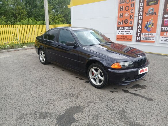 2001 BMW 3 серии 318i IV (E46), синий, 690000 рублей
