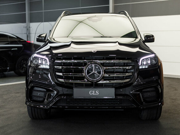 2026 Mercedes-Benz GLS 450 II (X167) Рестайлинг, чёрный, 18585000 рублей - вид 1