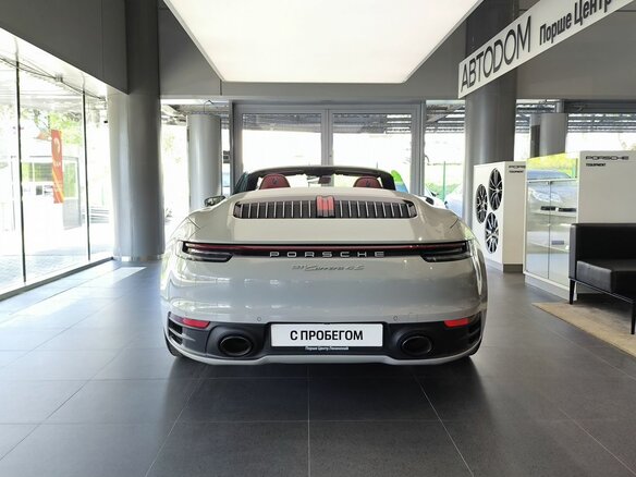 2020 Porsche 911 Carrera 4S VIII (992), серый, 13300000 рублей - вид 11