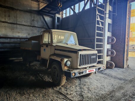 2001 ГАЗ 3307, белый, 350000 рублей, вид 3