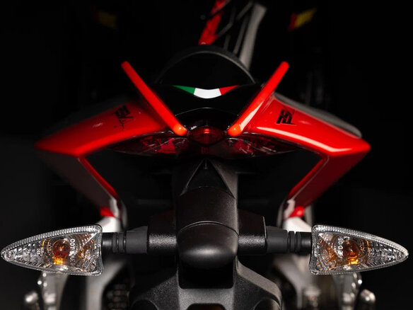 2010 Aprilia RSV4, чёрный, 1300000 рублей - вид 17