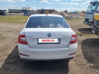 2015 Skoda Octavia III (A7), белый, 1000000 рублей, вид 3