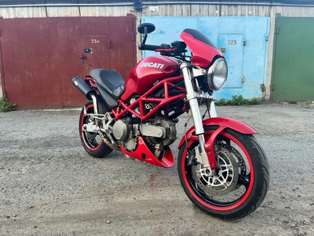 2005 Ducati Monster 620, красный, 420000 рублей, вид 2