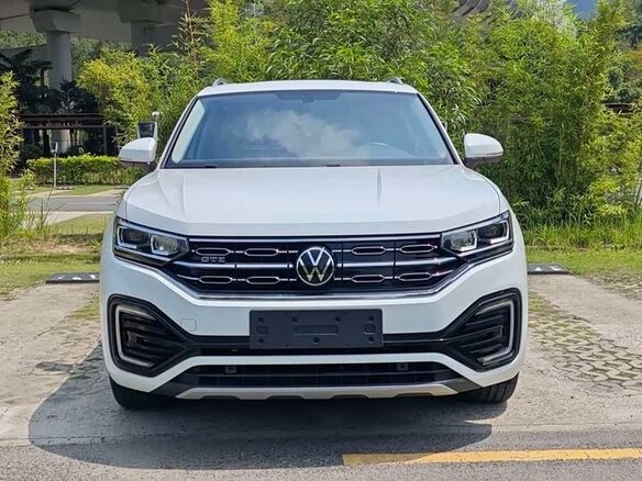 2023 Volkswagen Tayron I Рестайлинг, белый - вид 16