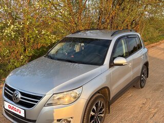 2010 Volkswagen Tiguan I, серебристый, 1280000 рублей, вид 1