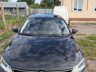 2015 Volkswagen Jetta VI Рестайлинг, чёрный, 800000 рублей, вид 2