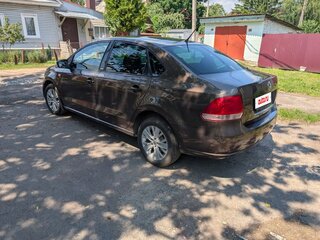 2014 Volkswagen Polo V, коричневый, 720000 рублей, вид 4