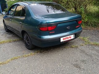 1999 Renault Megane I, зелёный, 250000 рублей, вид 3
