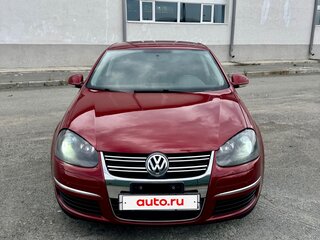 2008 Volkswagen Jetta V, красный, 800000 рублей, вид 2