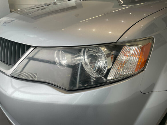 2008 Mitsubishi Outlander II, серебристый - вид 6