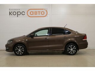 2016 Volkswagen Polo V Рестайлинг, коричневый, 1022000 рублей, вид 2