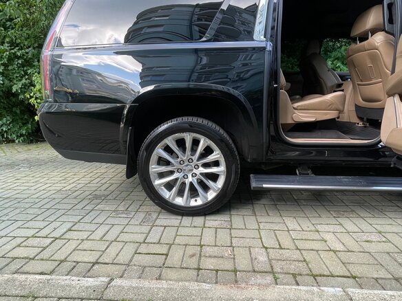 2020 Cadillac Escalade ESV IV, чёрный - вид 14