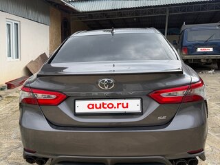 2019 Toyota Camry US Market VIII (XV70), серый, 2250000 рублей, вид 4