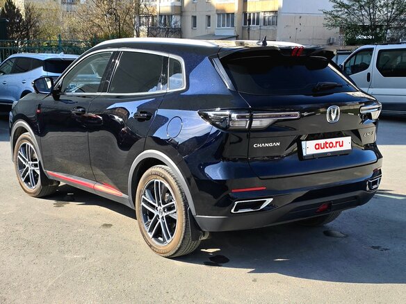 2024 Changan UNI-S I, чёрный, 2399000 рублей - вид 2