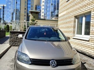 2011 Volkswagen Golf Plus II, серый, 890000 рублей, вид 4