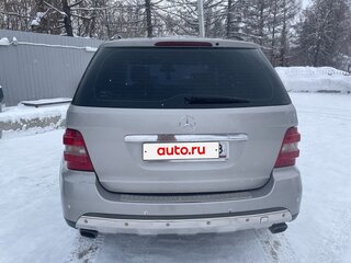2006 Mercedes-Benz M-Класс 320 II (W164), серый, 1230002 рублей, вид 4