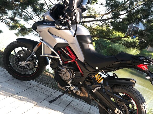 2020 Ducati Multistrada 950, серый, 1600000 рублей