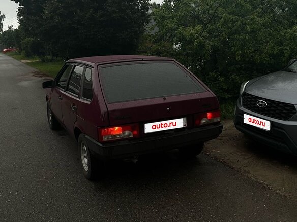 2000 Lada (ВАЗ) 2109, пурпурный - вид 2
