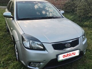 2010 Kia Rio II Рестайлинг, серебристый, 470000 рублей, вид 2