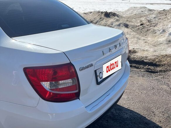 2020 Lada (ВАЗ) Granta I Рестайлинг, белый, 510000 рублей - вид 5