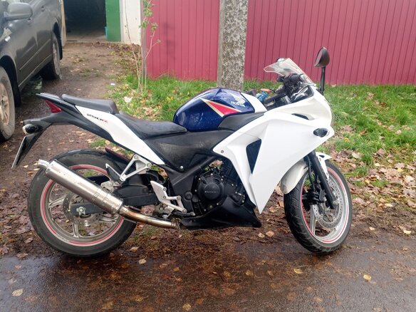 2011 Honda CBR 250R, белый, 260000 рублей - вид 9