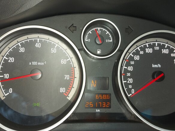 2009 Opel Astra H Рестайлинг, белый, 350000 рублей - вид 9