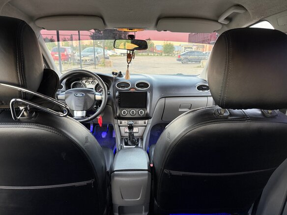 2009 Ford Focus II Рестайлинг, чёрный - вид 14