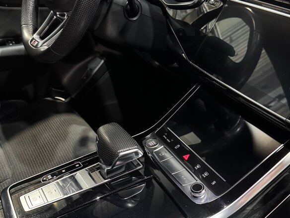 2019 Audi Q8 55 TFSI I (4M), серый, 4990000 рублей - вид 14