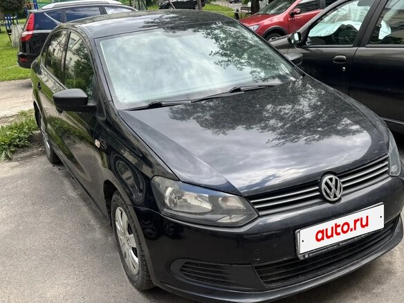 2014 Volkswagen Polo V, чёрный, 850000 рублей - вид 1