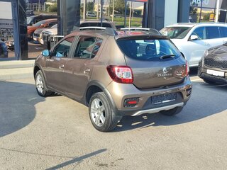 2018 Renault Sandero Stepway II Рестайлинг, коричневый, 1347000 рублей, вид 4