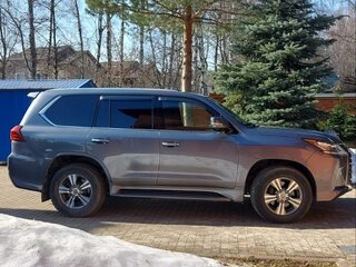 2017 Lexus LX 450d III Рестайлинг 2, серебристый, 6499999 рублей, вид 2